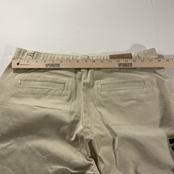 NEW WOMENS KHAKI PANTS LL BEAN SZ 18 Medium Tall classic fit - Picture 6 of 7